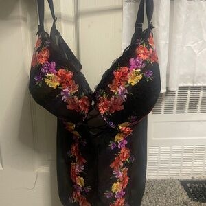 Cacique corset 42dd